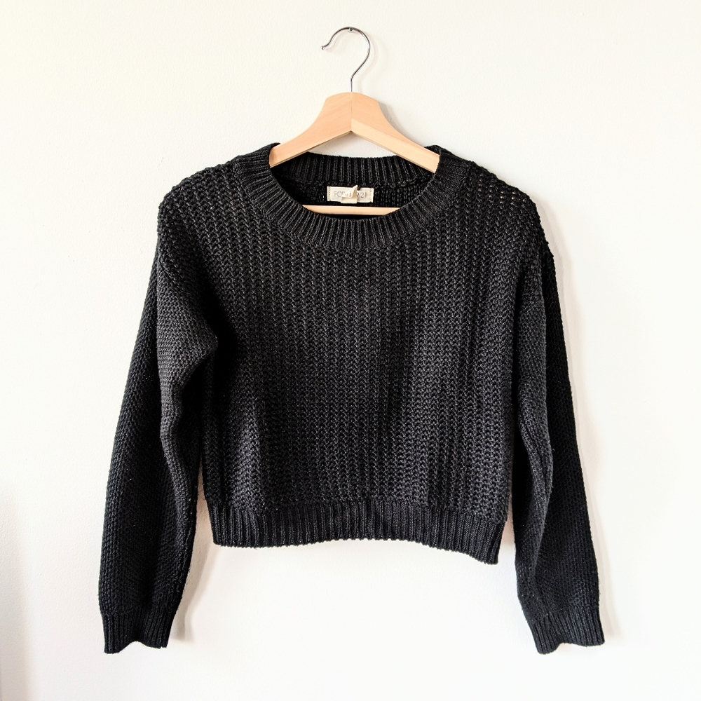 F21 Cropped Fisherman Cozy Knit Sweater Black